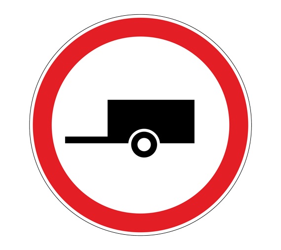 Знак 3.7. Движение с прицепом запрещено.