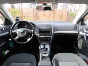 Комплектации Шкода Октавия A5 салон