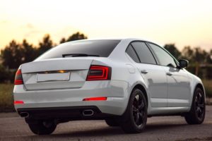 Шкода Октавия А7 вид сзади