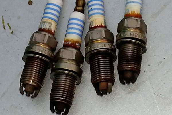 Свечи зажигания с черным нагаром