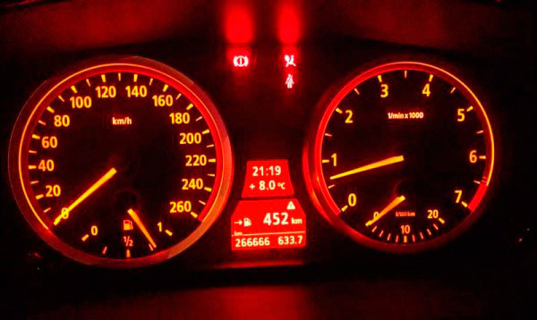 Горит лампочка airbag