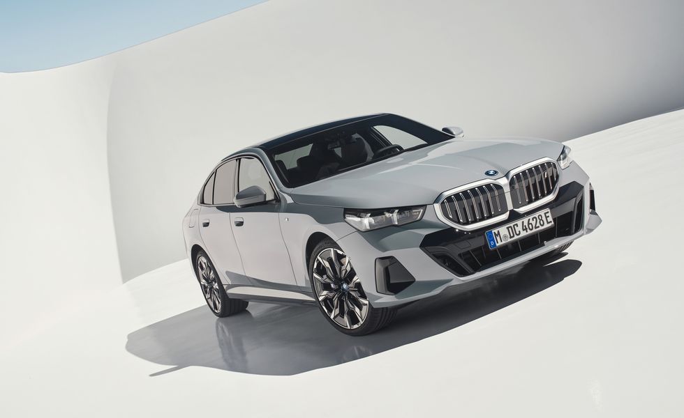 BMW i5 2024 года BMW i5 2024 года