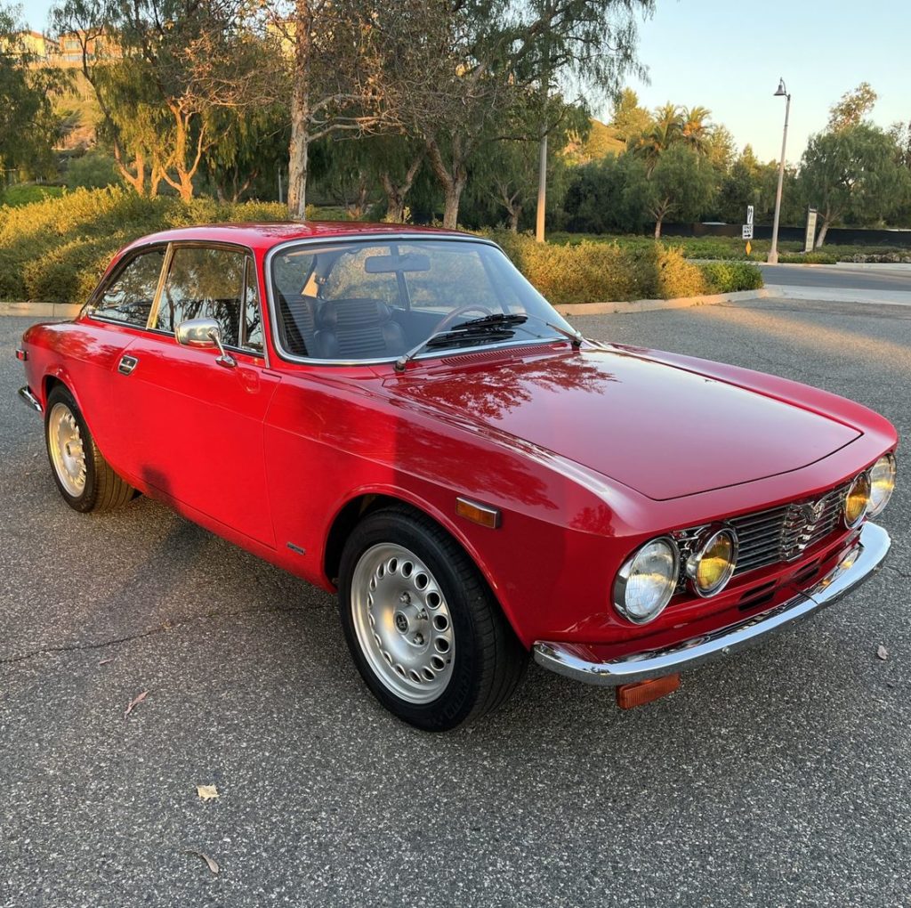 1972 Alfa Romeo GTV 2000 1972 Alfa Romeo GTV 2000