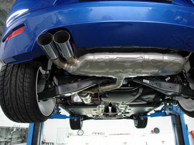 Глушитель в автомобиле