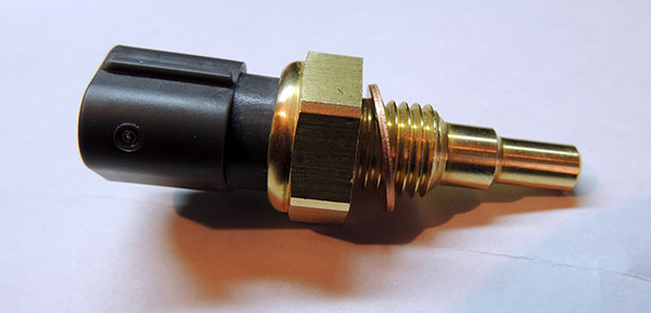 Где стоит датчик температуры охлаждающей жидкости и его замена