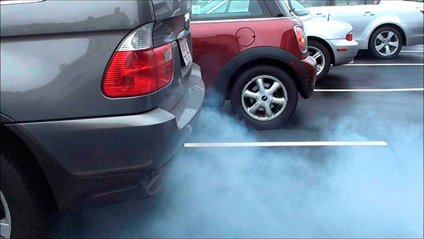 Почему дымит дизельный двигатель – причины и методы устранения