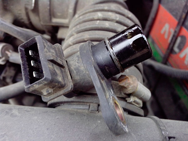 За что отвечает датчик распредвала