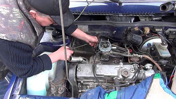 Не заводится карбюраторный двигатель