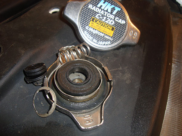 Как проверить крышку радиатора на работоспособность