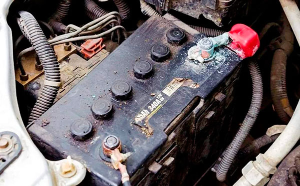 Что проверить в электропроводке при «таинственной» разрядке АКБ