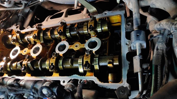 Почему троит двигатель