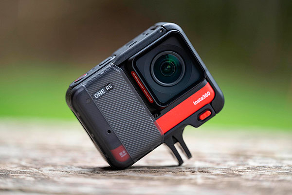 Insta360 One RS Twin