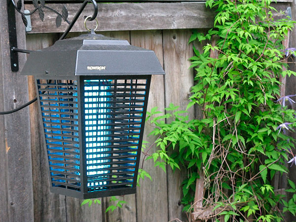 Портативное устройство для уничтожения комаров