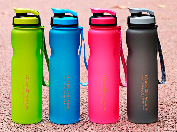 Спортивная бутылка