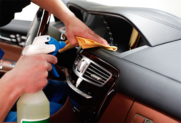 Уборка салона авто