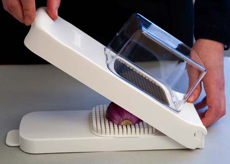 терка для измельчения лука