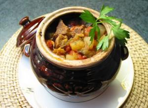 мясо в горшочке мясо в горшочках