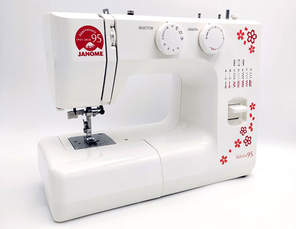 Топ 10 швейных машинок Janome