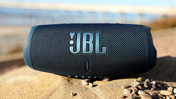 JBL Charge 5