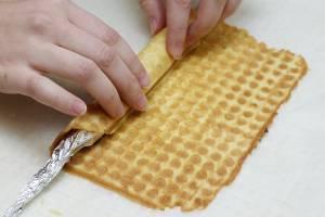 как свернуть вафли