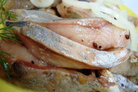 как вкусно засолить селедку дома