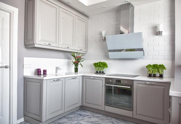 кухонная вытяжка пристенная