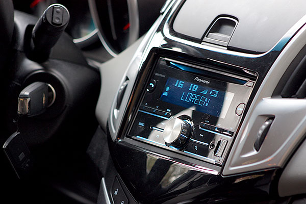 Автомагнитола Pioneer