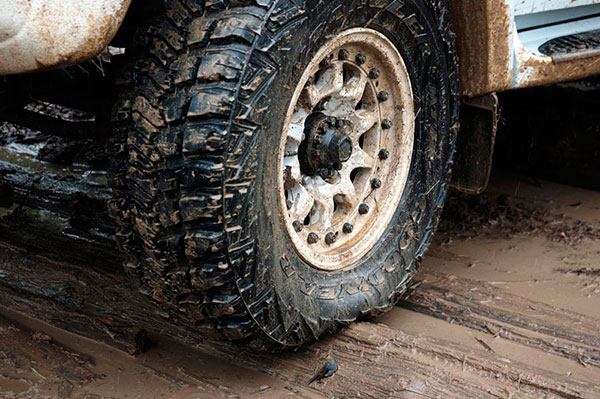 Страхование стекла, оптики и колёс: когда выгоднее франшиза