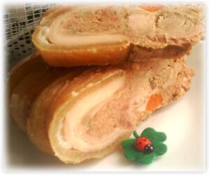 рулет из свиной шкурки