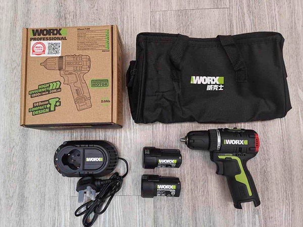 Шуруповерт Worx