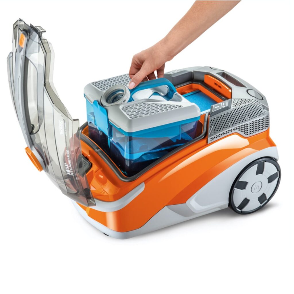 Как выбрать пылесос для квартиры с животными: типы, фильтры, насадки