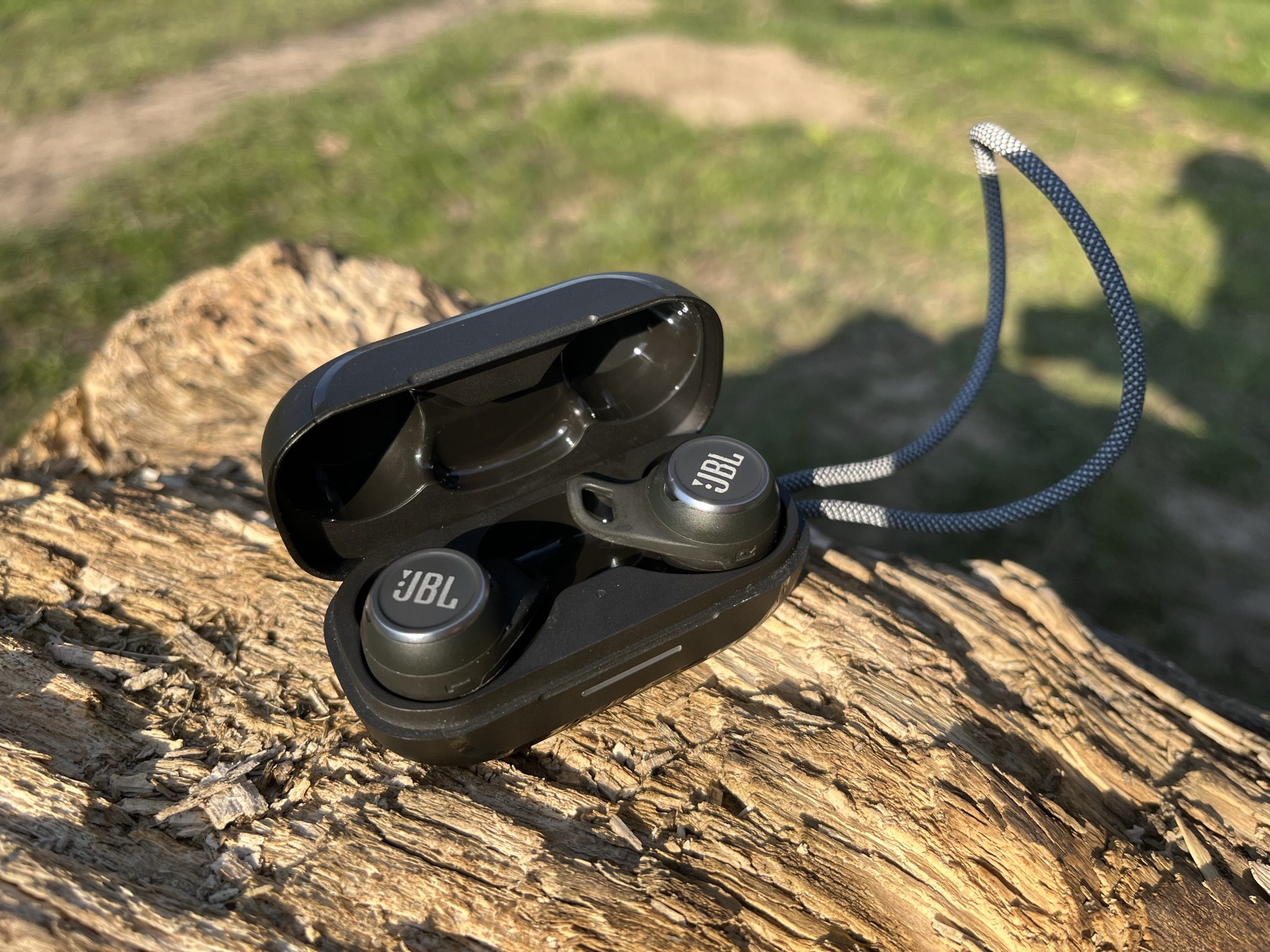 Топ-7 лучших наушников JBL: Как выбрать идеальную модель?