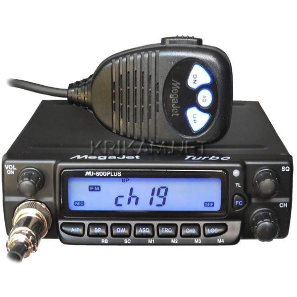 Гаджеты для дальнобойщиков и путешественников: от холодильников 12 В до инверторов и тепловых снаряжений