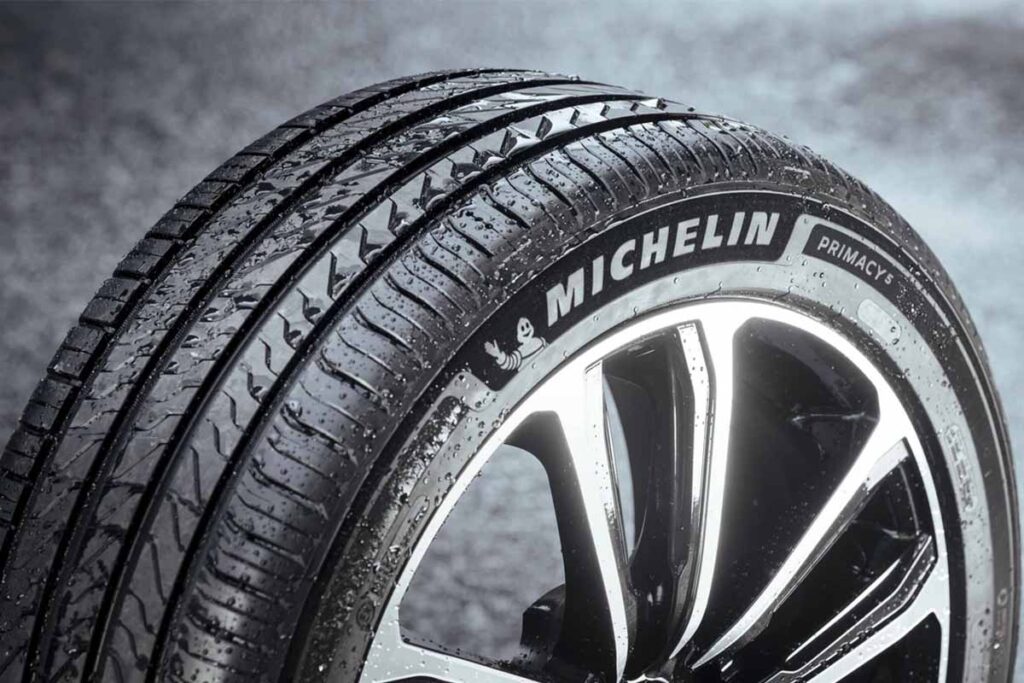 Запрет летней резины с 1 декабря 2025 года: кого коснётся, какие штрафы и как подготовиться заранее