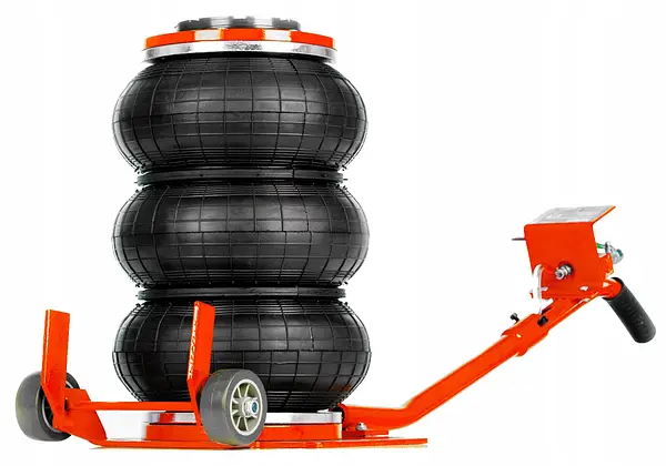 Домкрат, баллонник и секретки: что возить с собой и как безопасно менять колесо