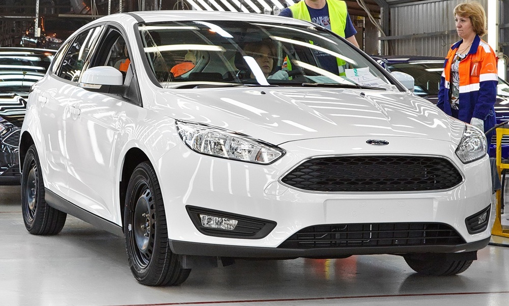 Компакт‑седаны 2025: что нового у отечественного автопрома?