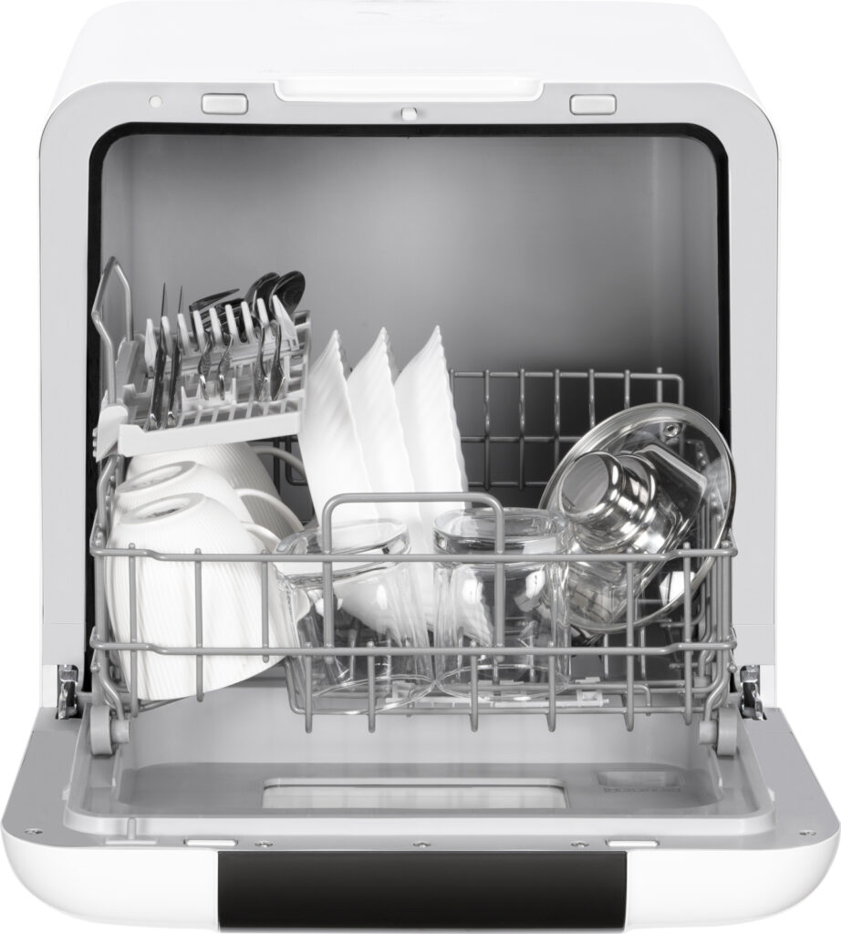 Настольные посудомоечные машины: стоит ли покупать и какие модели актуальны