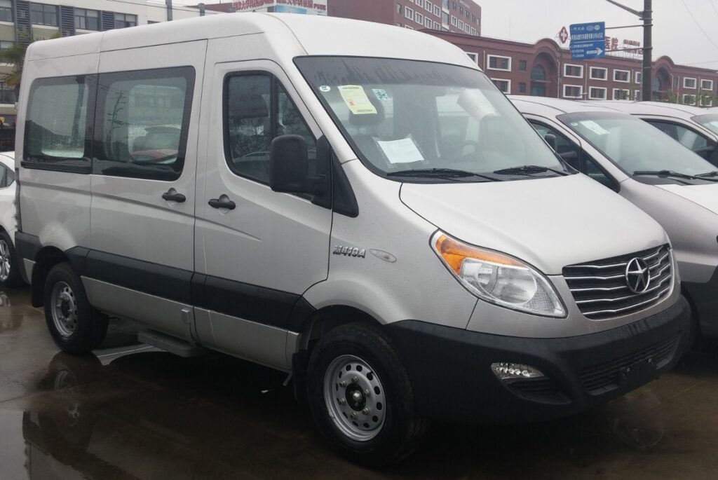 Что лучше для бизнеса: LCV от ГАЗ, УАЗ, или китайцы?