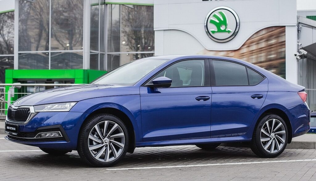 Рейтинг автомобилей с лучшей шумоизоляцией до 2 млн рублей