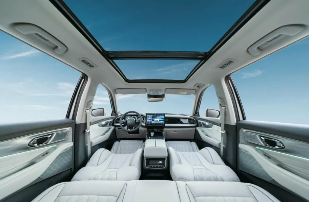 GAC GS8 2025: роскошь за 3 млн рублей