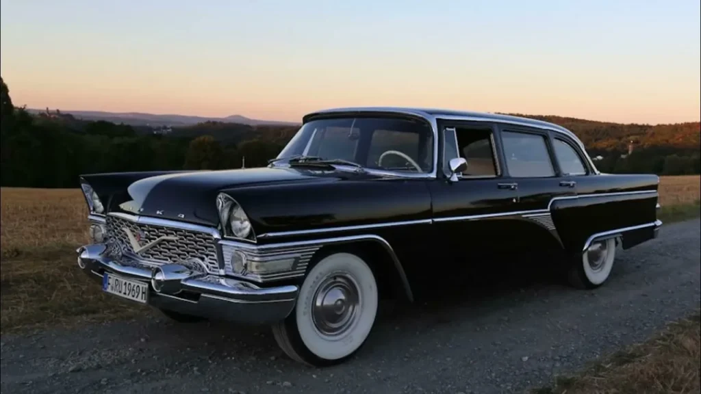 Автомобили в советском кино