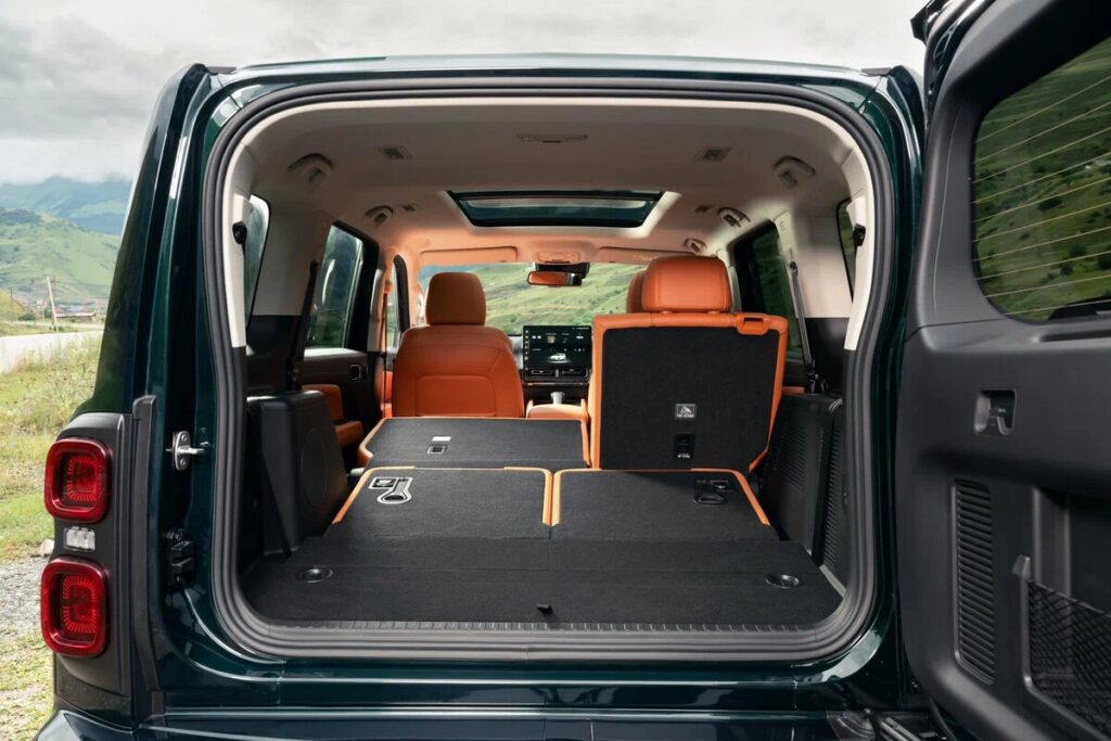 Haval H9 2025: внедорожник для русской зимы