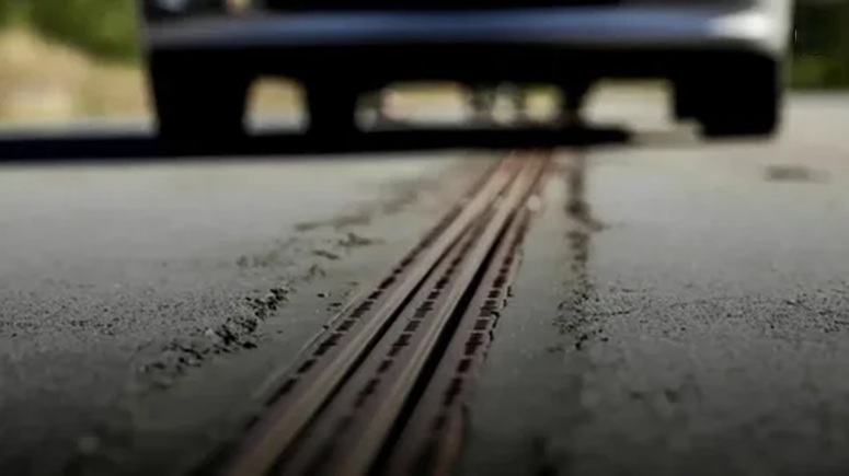 Дороги с подзарядкой для электромобилей (ERS) в 2025: как устроены, где уже работают, перспективы для РФ