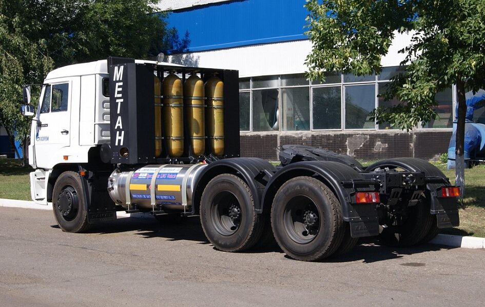 Газомоторный транспорт для малого бизнеса: при каких пробегах переход на метан/СПГ начинает реально окупаться