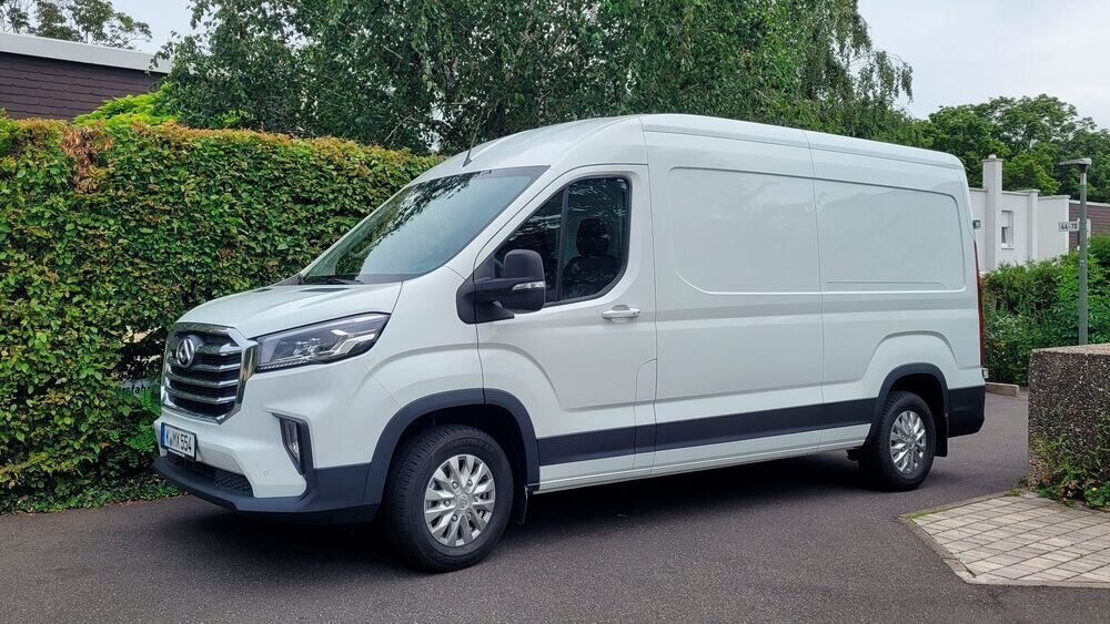 Лучшие фургоны для доставки: рейтинг 2025