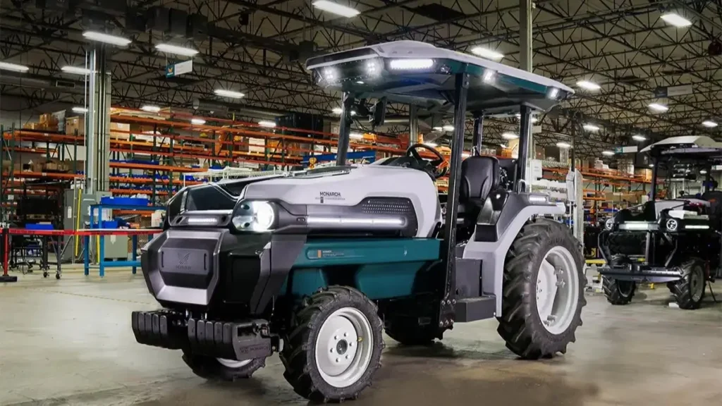 Автономные тракторы: опыт фермеров