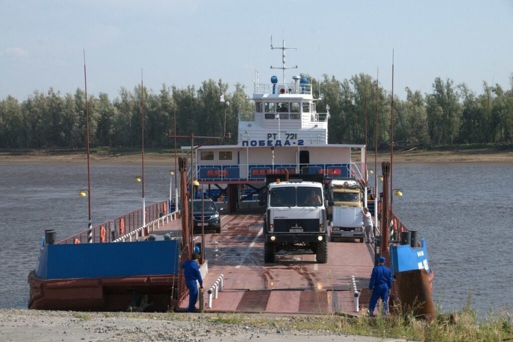 Паромные переправы в России