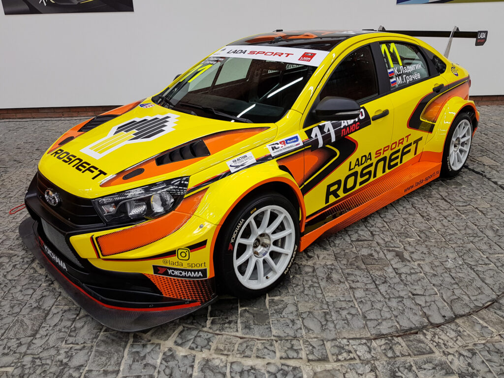 Подготовка автомобиля для трековых заездов: практический гайд