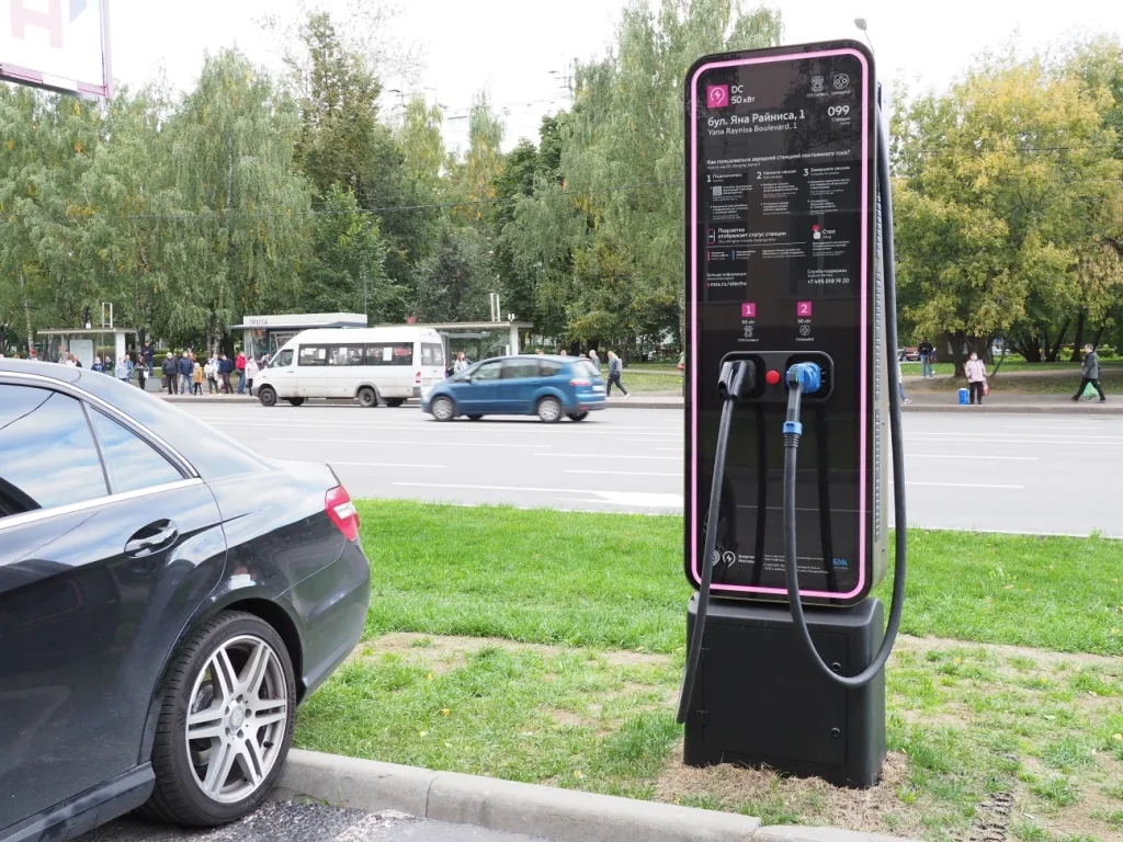 Зарядные хабы: где появятся новые станции в Московской области