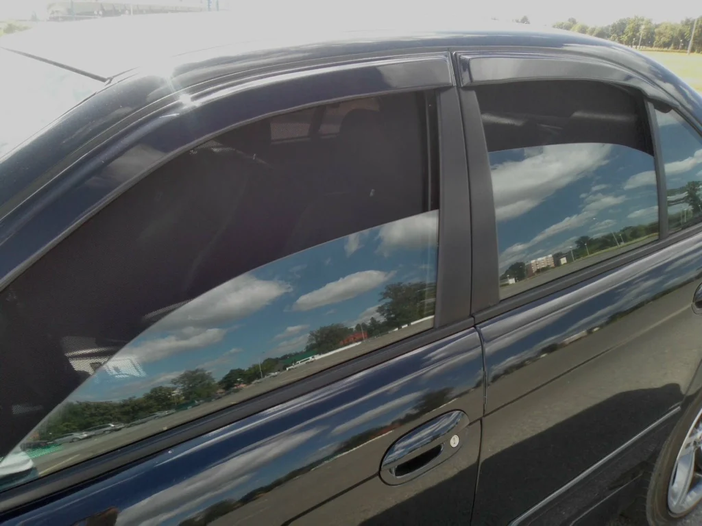 Штрафы за тонировку: изменения 2025 — полный гид